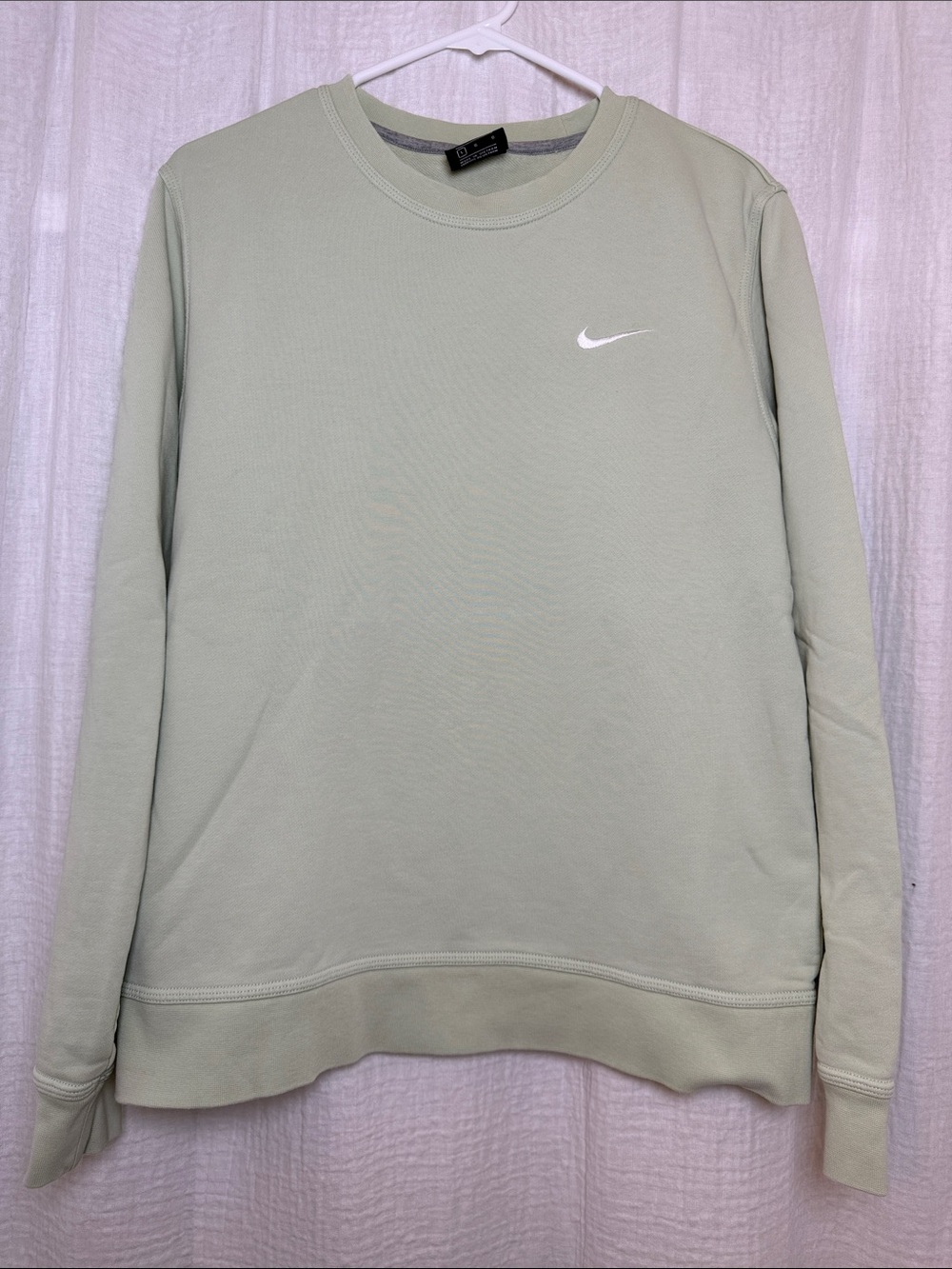 Nike Sportswear Club Fleece Crewneck Sweatshirt - Women's Large